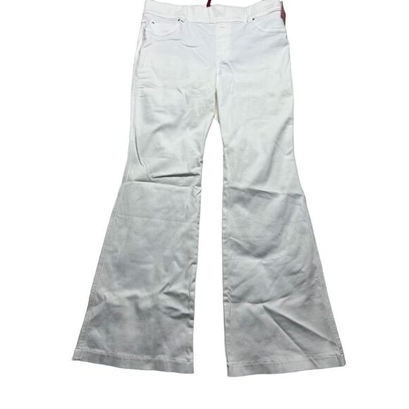 Spanx Women's White Mid-Rise Flare Jeans Size 1X NWT